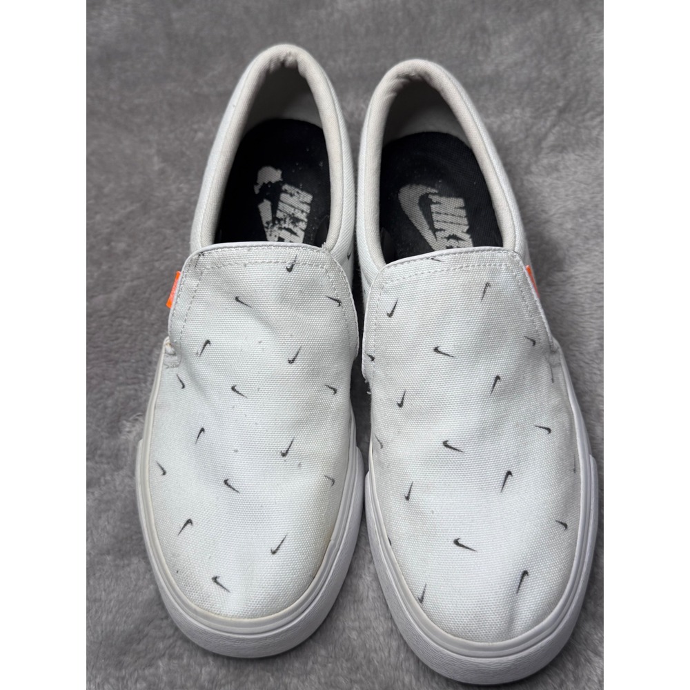 Nike Court Royale Swoosh Print Womens 8.5 White Black Slip On CZ8095-100